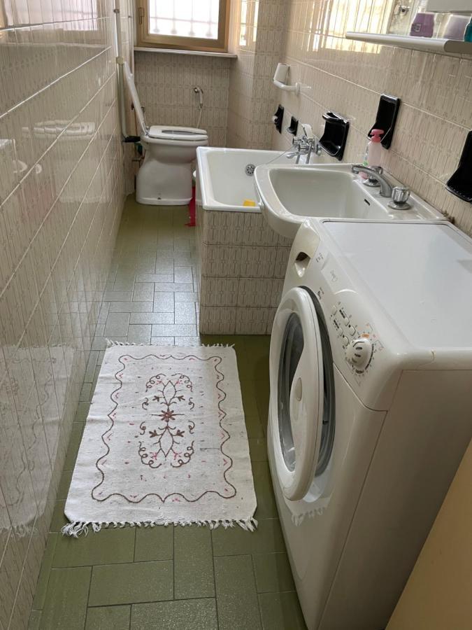 Amin'S B&B トリノ エクステリア 写真